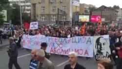 Një muaj nga Revolucioni Shumëngjyrësh