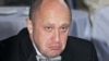 Čovjek poznat kao "Putinov kuhar" vodi mnogo političkih borbi - sa svima, od izabranog lidera Sankt Peterburga do ruskog ministarstva odbrane.