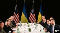 Американско-украински разговори на Минхенската безбедносна конференција 