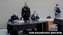 The trial of Russian opposition leader and activist Aleksei Navalny (center) is being held at Correctional Colony No. 2 in the town of Pokrov in the Vladimir region, about 200 kilometers east of Moscow.