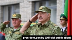 Alexander Lukașenko vizitează punctul de graniță de la Bieraście (Brest), 2 iunie 2018