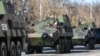 Potrivit experților consultați de Europa Liberă, dotările tehnice ale Ministerului Apărării ar face față cu greu unui conflict armat. Apartenența la NATO pare să fie cartea pe care mizează responsabilii din domeniul Apărării - de la Președinte la miniștrii și capii Armatei. 