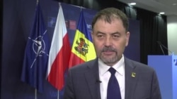 Anatol Șalaru în dialog cu Liliana Barbăroșie la summitul Nato de la Varșovia