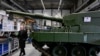 Kancelari i Gjermanisë, Olaf Scholz, e viziton vendndodhjen e ardhshme të fabrikës së armeve Rheinmetall në Gjermaninë qendrore, 12 shkurt 2024.