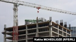 Строительный сектор остается в самом плачевном состоянии. Из 360 смертей на рабочих местах за последние семь лет 140 – почти половина – произошли на строительных объектах