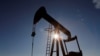 Piața petrolului se prăbușește, iar marja de manevră a administrației Trump rămâne limitată