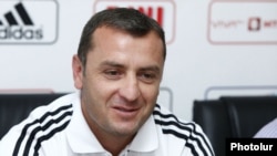 Ֆուտբոլի ազգային հավաքականի գլխավոր մարզիչ Վարդան Մինասյանը: