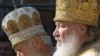 (архівна фотографія) Митрополит Володимир (ліворуч) і Патріарх Московський Кирило у Києві, 2009 рік