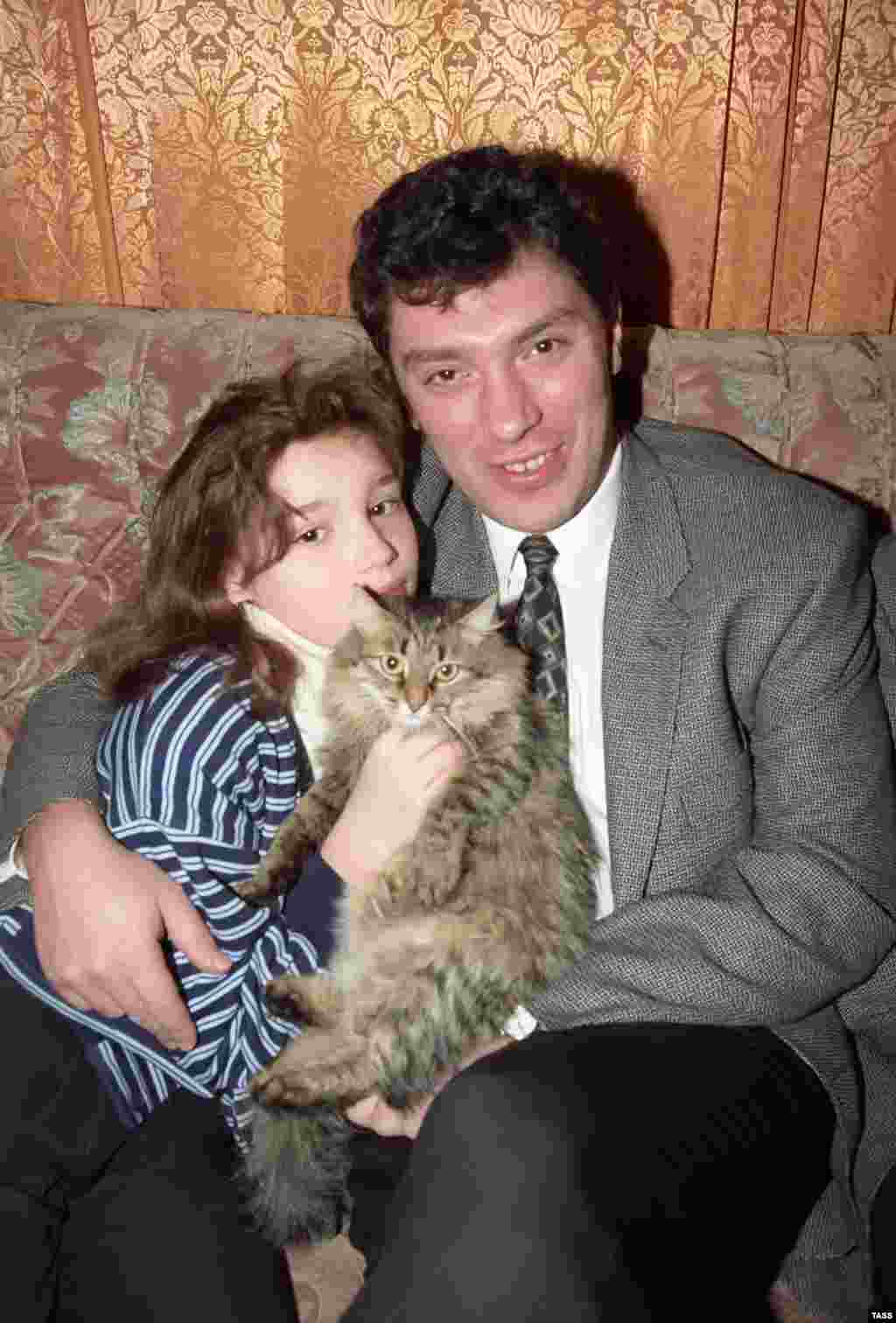 Немцов с дъщеря си Жана, 1996 г.