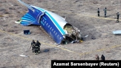 Harmincnyolc halottja van a Kazahsztánban lezuhant azeri utasszállítónak 