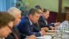 «Мы изолируемся от ЕС и обречены сползать под контроль России»