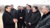 Президент Узбекистана Шавкат Мирзияев посетил Каракалпакстан. Фото: UzLiDeP.