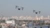 În zonele restricționate nu este permis zborul aeronavelor pilotate sau nepilotate, cu excepția aeronavelor de stat, inclusiv SMURD cele aflate în situații de urgență.