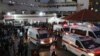 Autoambulancat në hyrje të spitalit Al-Shifa në Qytetin e Gazës. 15 tetor, 2023.