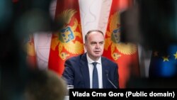Nik Gjeloshaj.