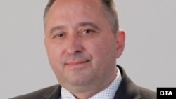 Момчил Иванов 