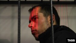 История с "аптечным стрелком" Виноградовым в Москве и убийство детей в Коннектикуте только усилили активность сторонников свободного владения оружием в России