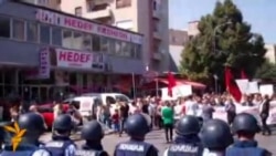 Протести против Монструм