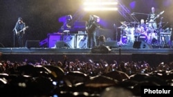 Каецэрт System Of A Down у Ерэване 23 красавіка 2015 году.