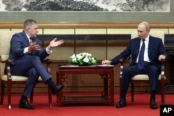 Під час цієї зустрічі в Пекіні російський президент заявив словацькому прем’єру, що Москва не проти членства України в ЄС. 2 вересня 2025 року
