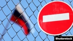 Današnje sankcije se bave ponovljenim pokušajima Rusije da zaobiđe i nadoknadi jasan uticaj koji sankcije Ujedinjenog Kraljevstva imaju na njene ratne napore.