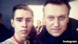 Алексей Навальный и томский школьник