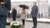 Președinta Maia Sandu, speakerul Igor Grosu și premierul Dorin Recean depun flori la monumentul lui Ștefan cel Mare în cadrul ceremoniei dedicate Zilei Memoriei și Recunoștinței, 2 martie 2025.