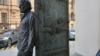 «Довлатов способен творить чудеса». «День Д» в честь 80-летия писателя