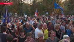 Юбилей оккупации. Протест у посольства России в Праге